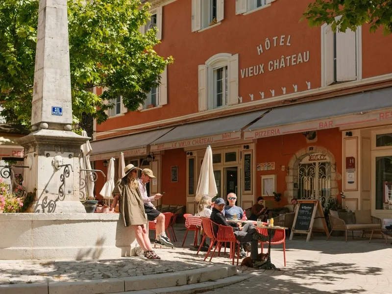 Place de village